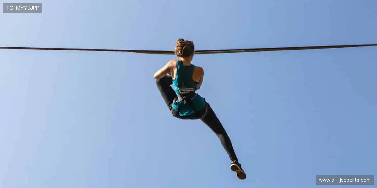 定制你的主队战袍，让支持更有态度！👕❤️